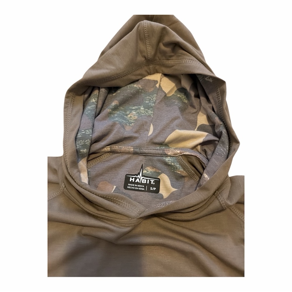 HABIT Light Weight Hoodie Desert Taupe Camo hood size Small NTW - Picture 2 of 4